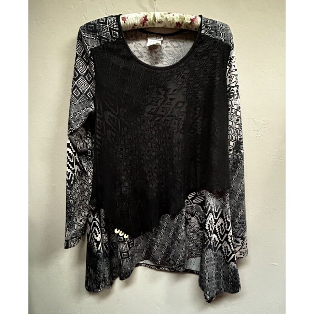 Zoe Women's XL Long Sleeve Blouse Tunic Top Mesh Layer Tribal Print Black Cream